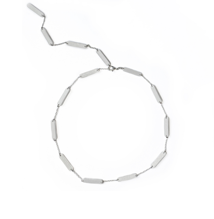 Intermittent Dash Necklace